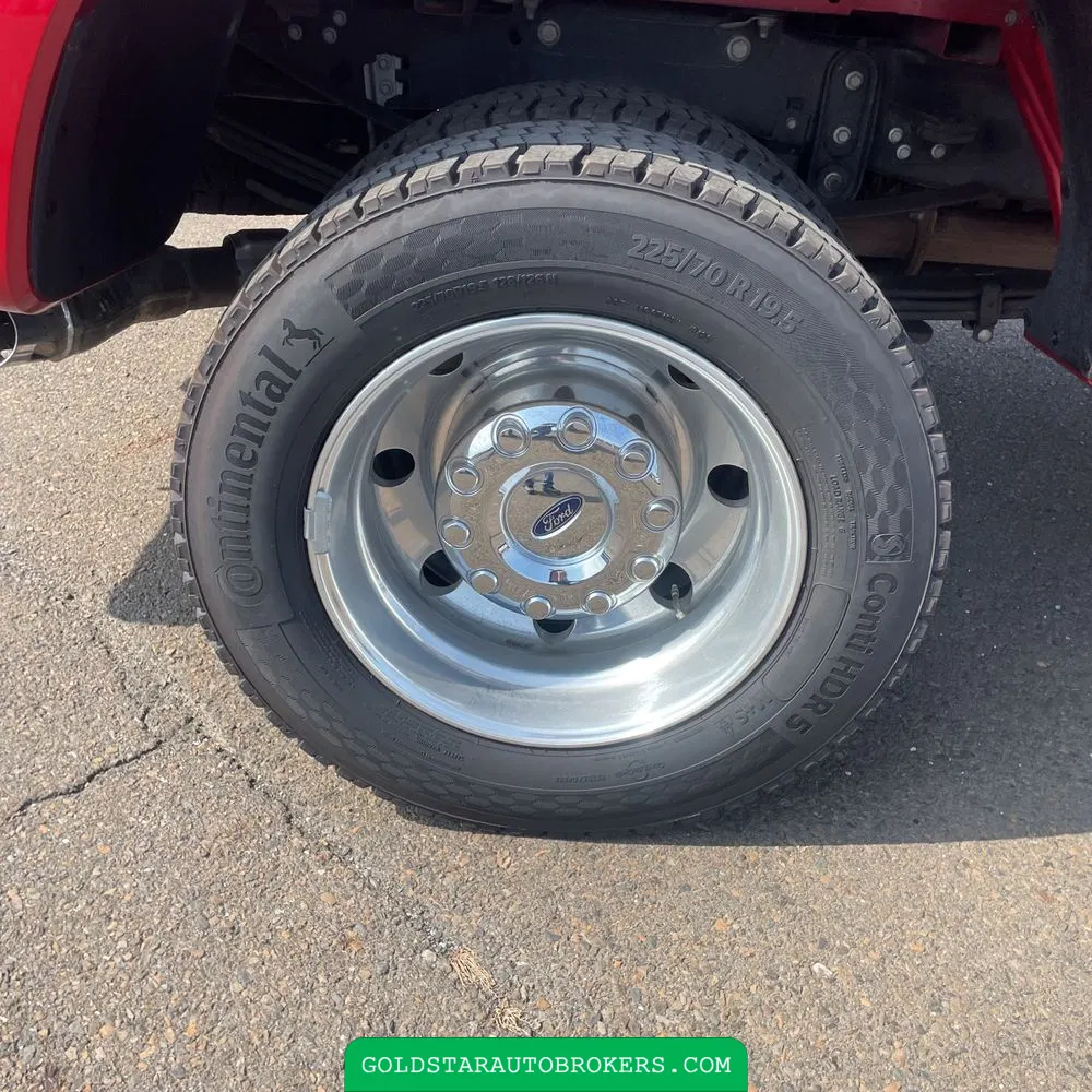 2024 Ford F-450 Super Duty Platinum