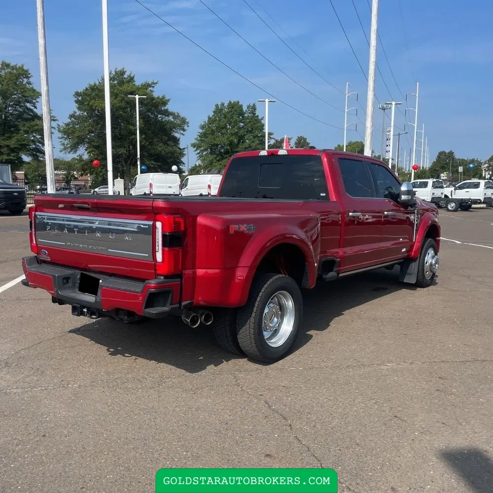 2024 Ford F-450 Super Duty Platinum