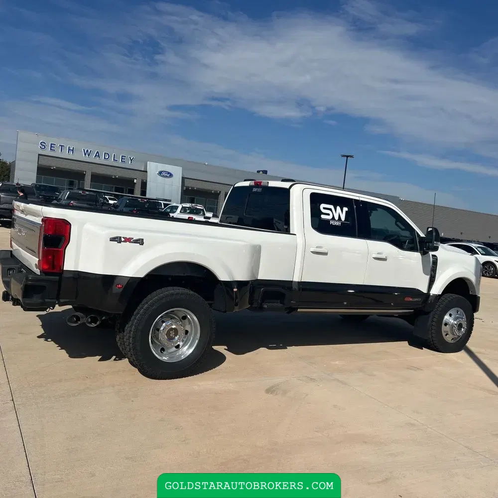 2025 Ford F-450 Super Duty King Ranch