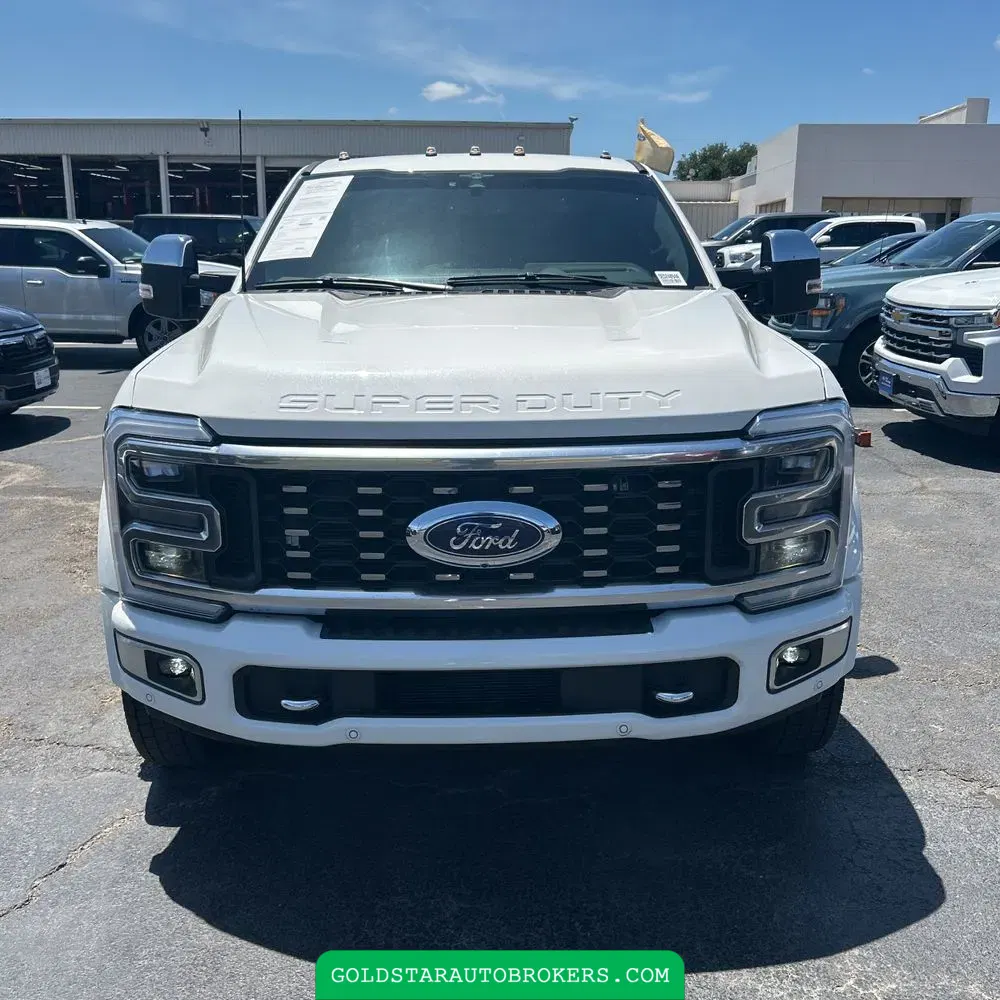2023 Ford F-450 Super Duty Platinum