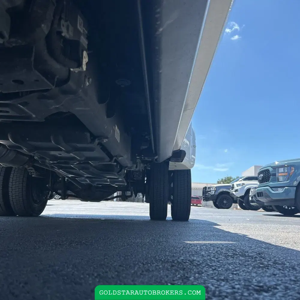 2023 Ford F-450 Super Duty Platinum
