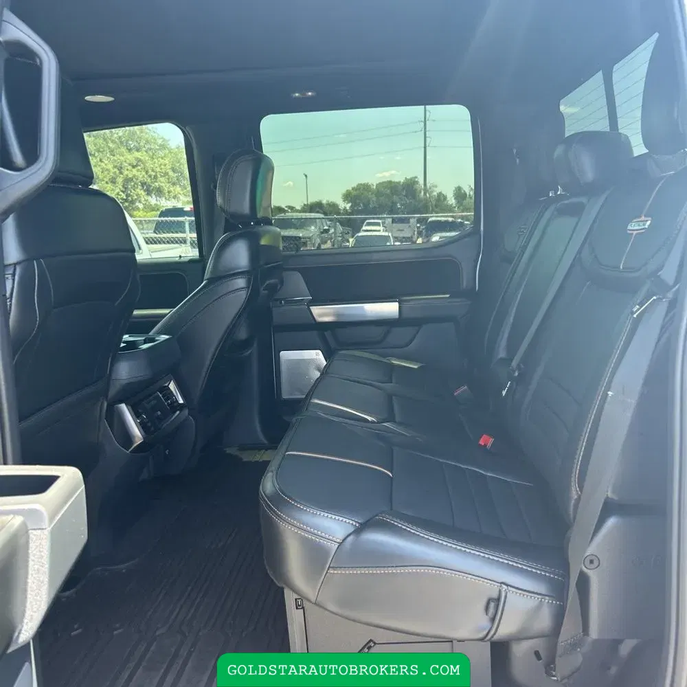 2023 Ford F-450 Super Duty Platinum