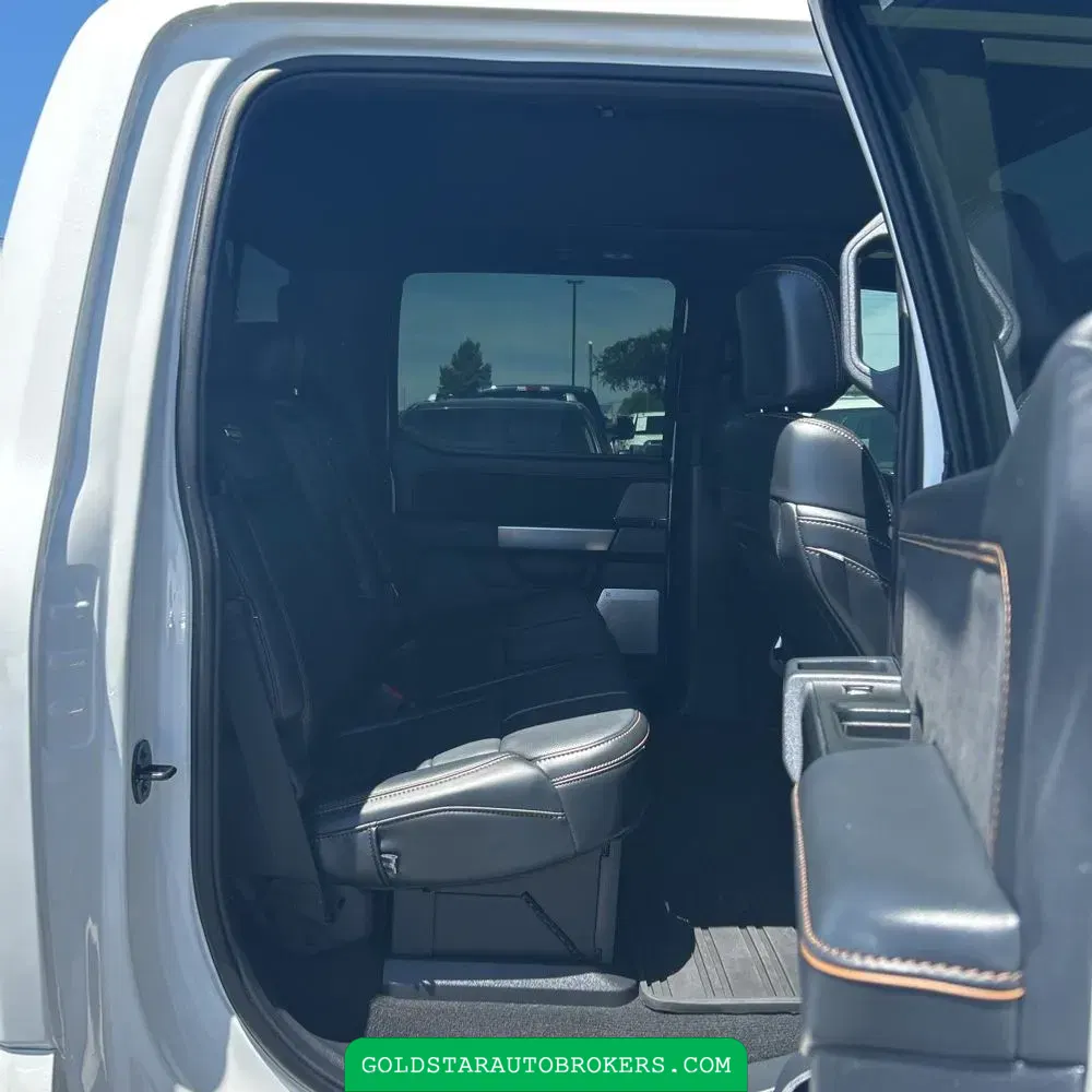 2023 Ford F-450 Super Duty Platinum