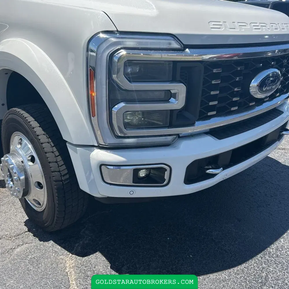 2023 Ford F-450 Super Duty Platinum