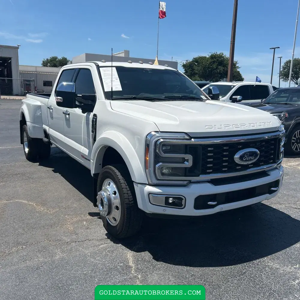 2023 Ford F-450 Super Duty Platinum