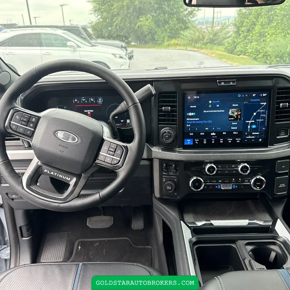 2025 Ford F-450 Super Duty Platinum