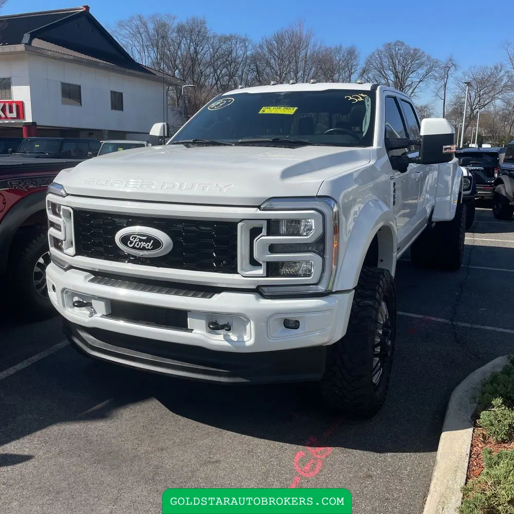 2023 Ford F-450 Super Duty Lariat