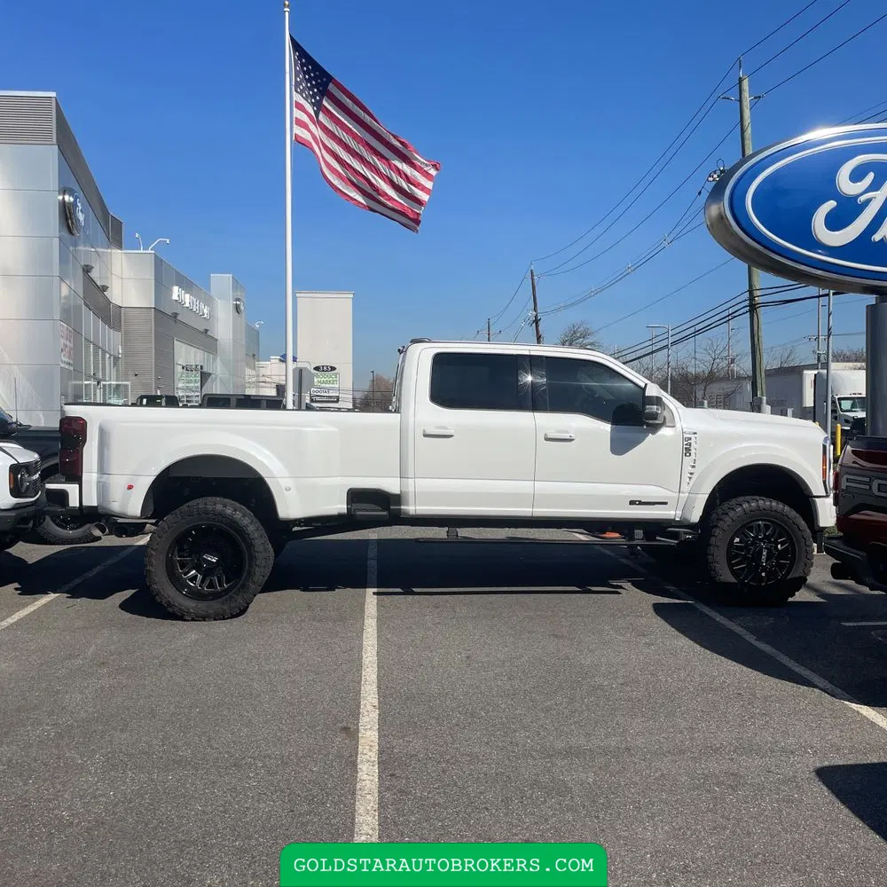 2023 Ford F-450 Super Duty Lariat