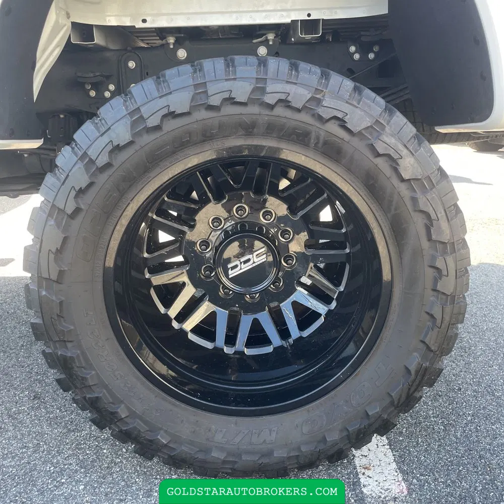 2023 Ford F-450 Super Duty Lariat