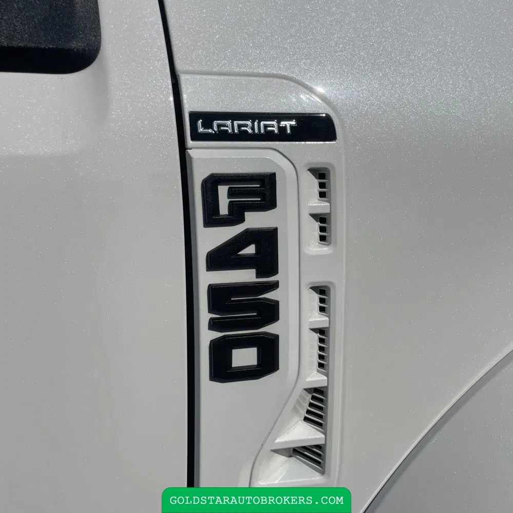 2023 Ford F-450 Super Duty Lariat