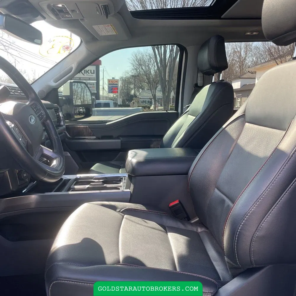 2023 Ford F-450 Super Duty Lariat