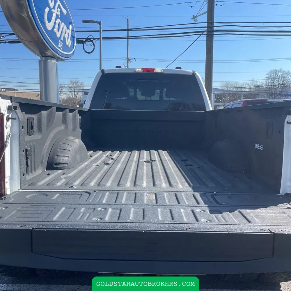 2023 Ford F-450 Super Duty Lariat