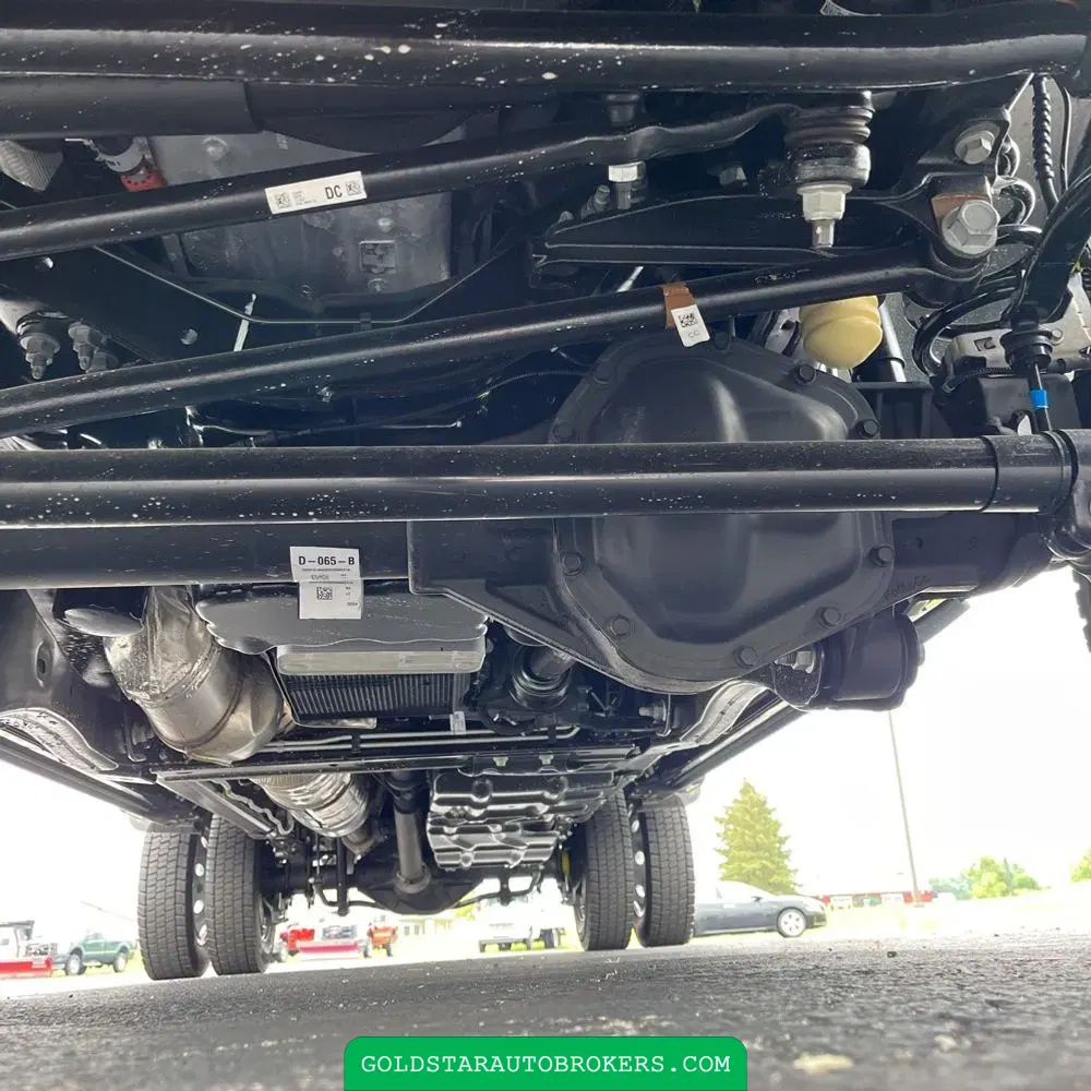 2025 Ford F-450 Super Duty Platinum