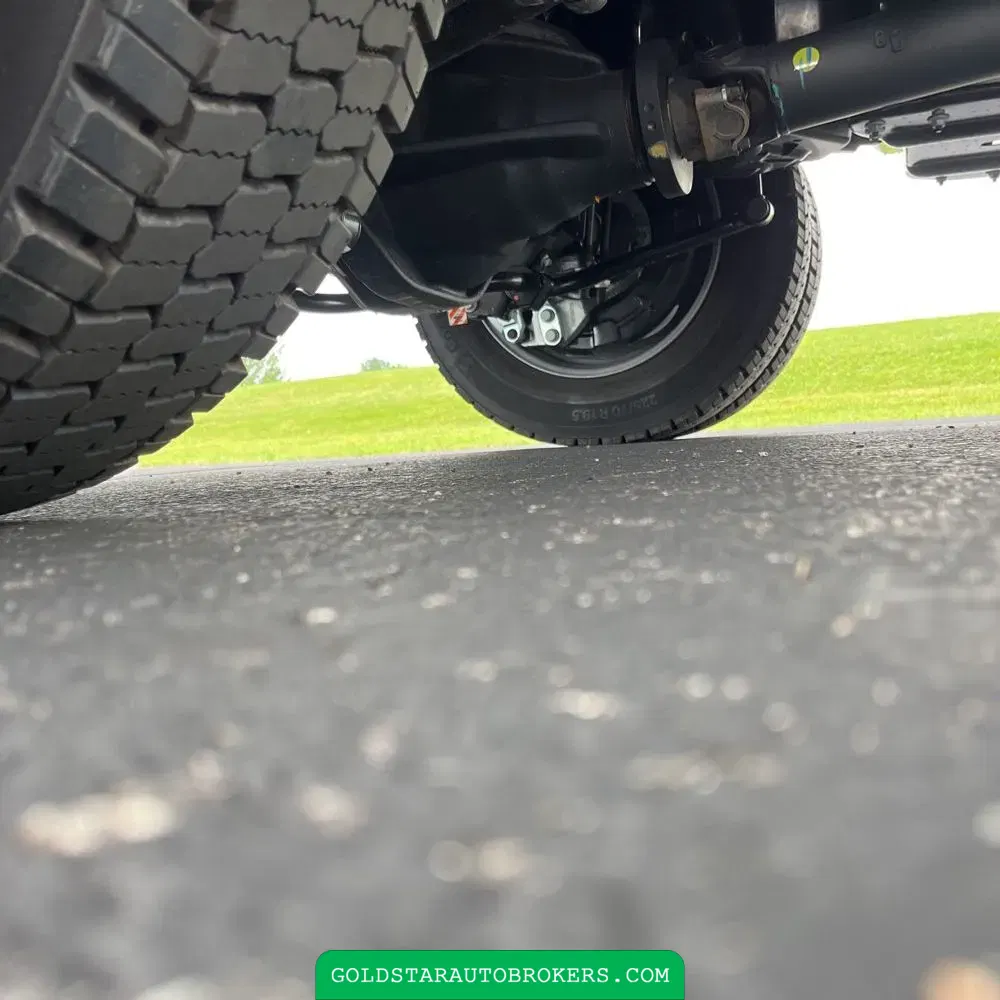 2025 Ford F-450 Super Duty Platinum