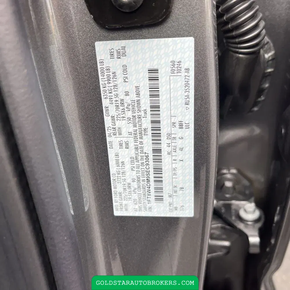 2025 Ford F-450 Super Duty Platinum