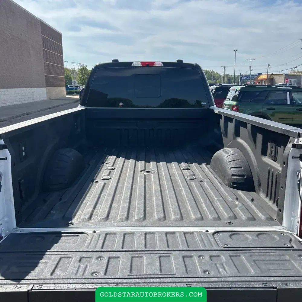 2025 Ford F-450 Super Duty Platinum