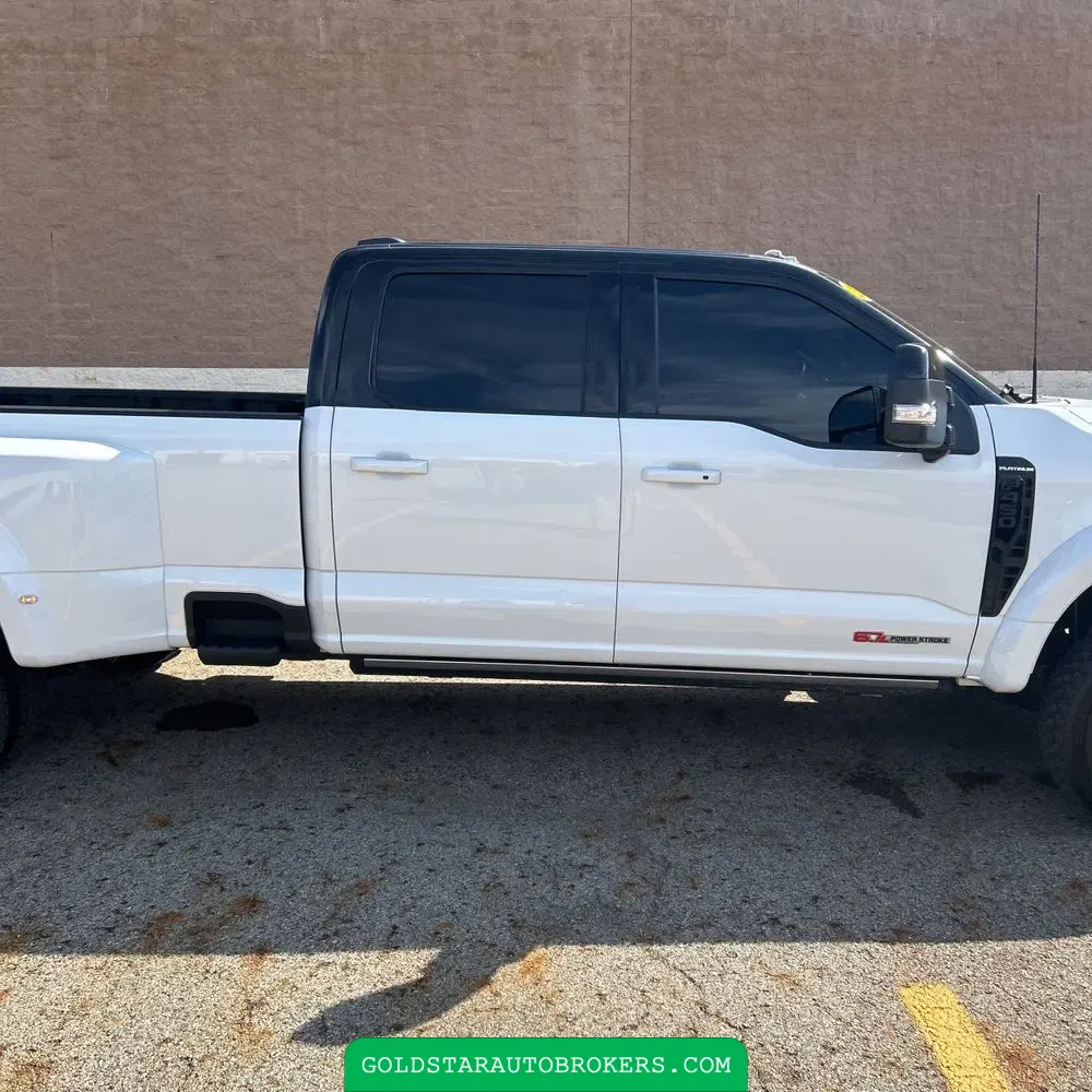 2025 Ford F-450 Super Duty Platinum