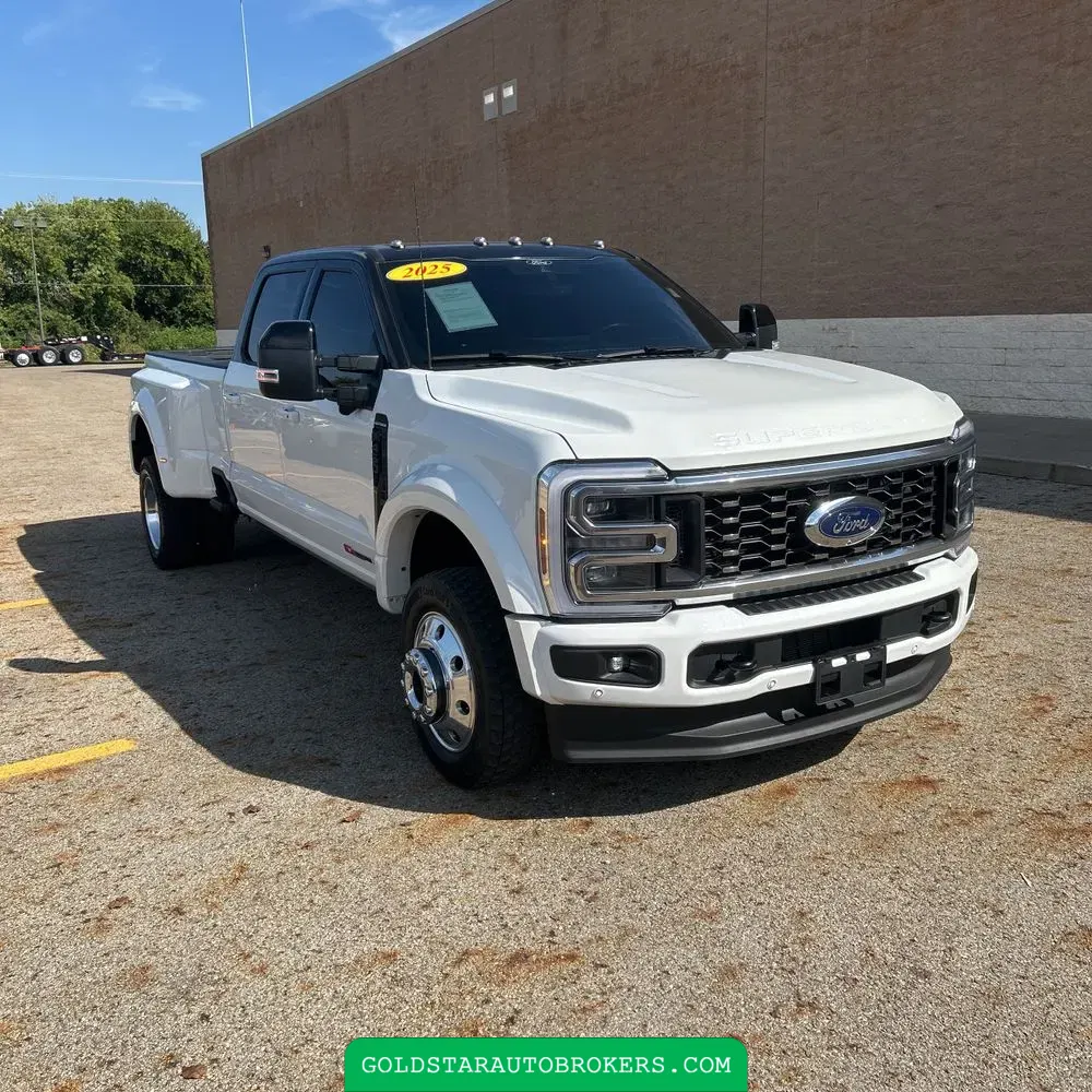 2025 Ford F-450 Super Duty Platinum
