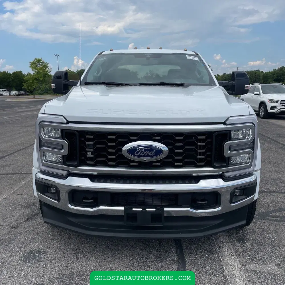 2025 Ford F-450 Super Duty Lariat