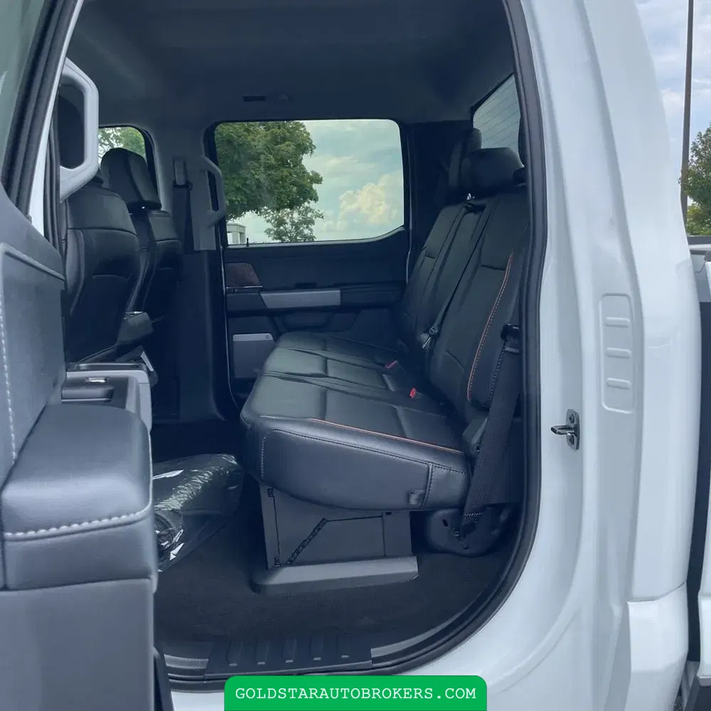 2025 Ford F-450 Super Duty Lariat