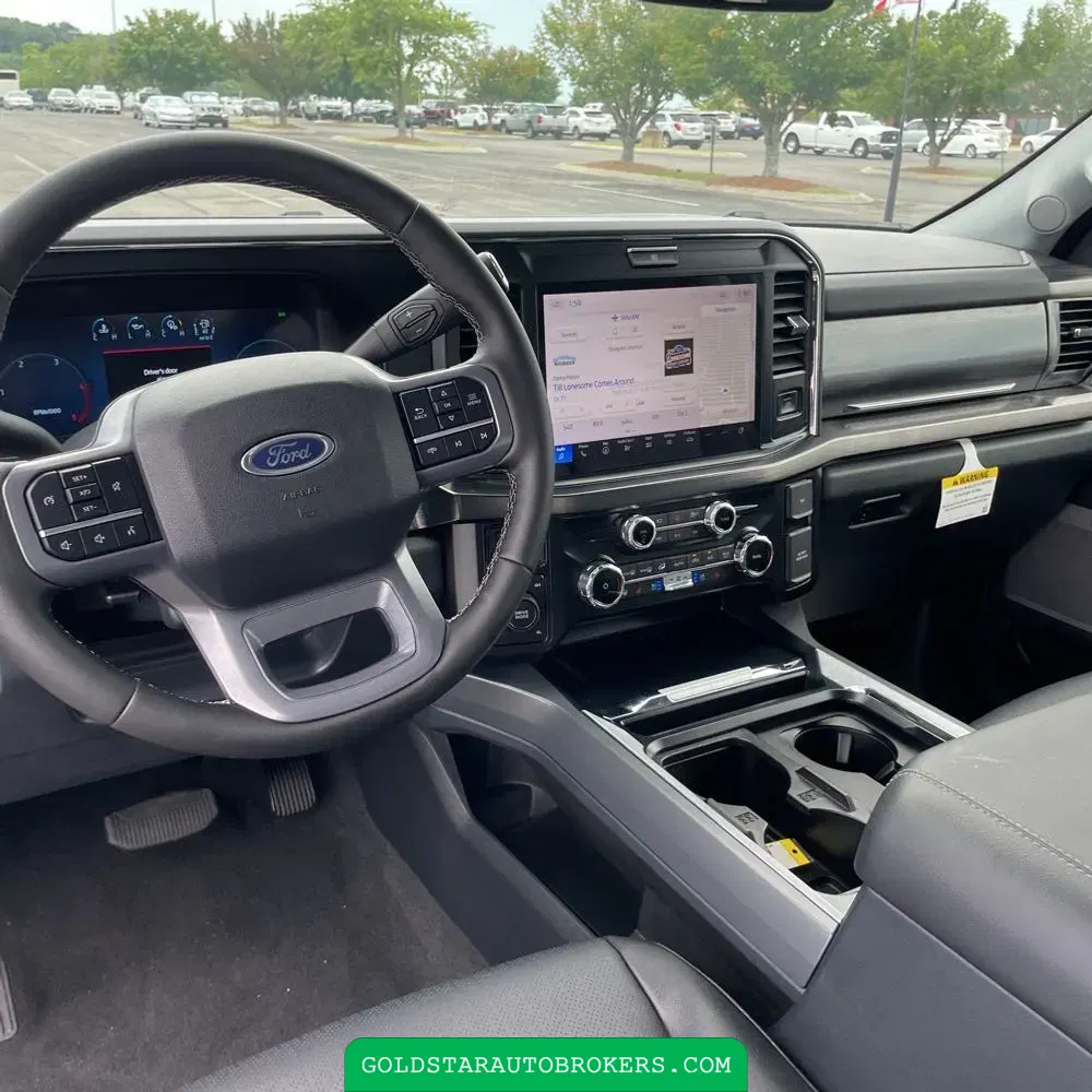 2025 Ford F-450 Super Duty Lariat