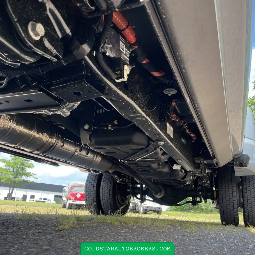 2025 Ford F-450 Super Duty Platinum