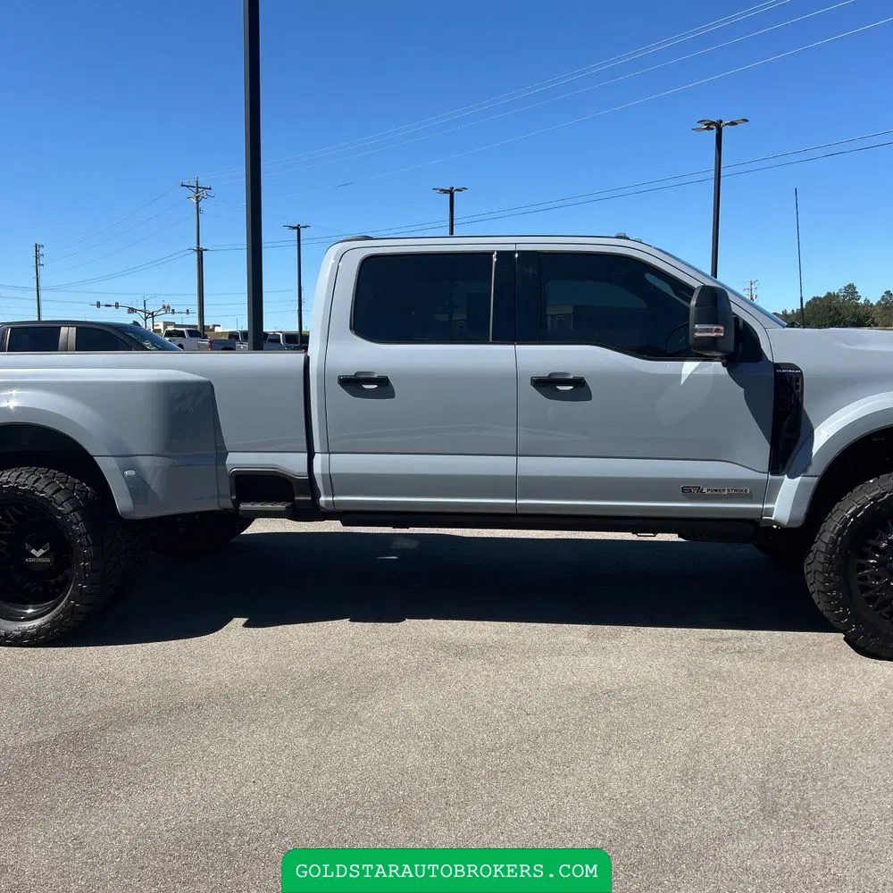 2024 Ford F-450 Super Duty Platinum