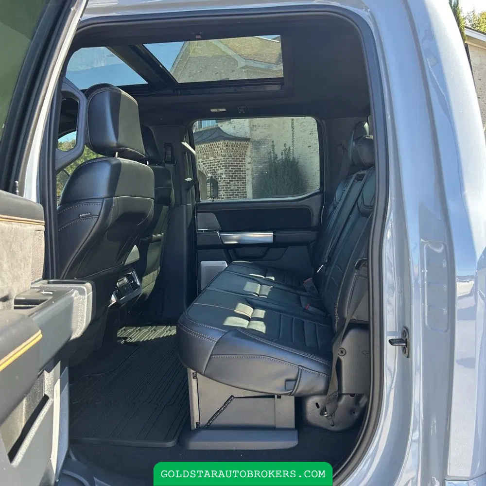 2024 Ford F-450 Super Duty Platinum