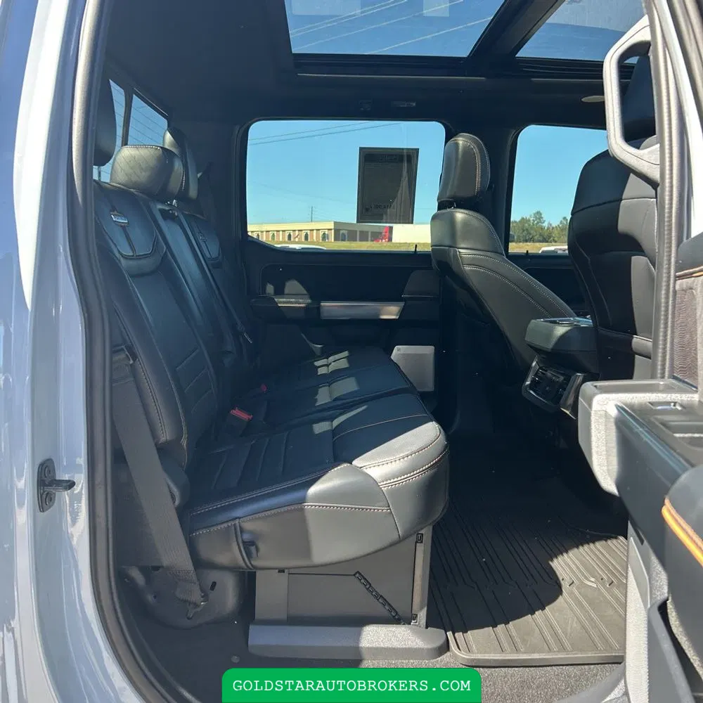 2024 Ford F-450 Super Duty Platinum