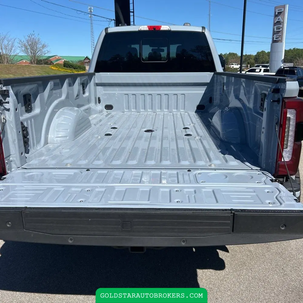 2024 Ford F-450 Super Duty Platinum