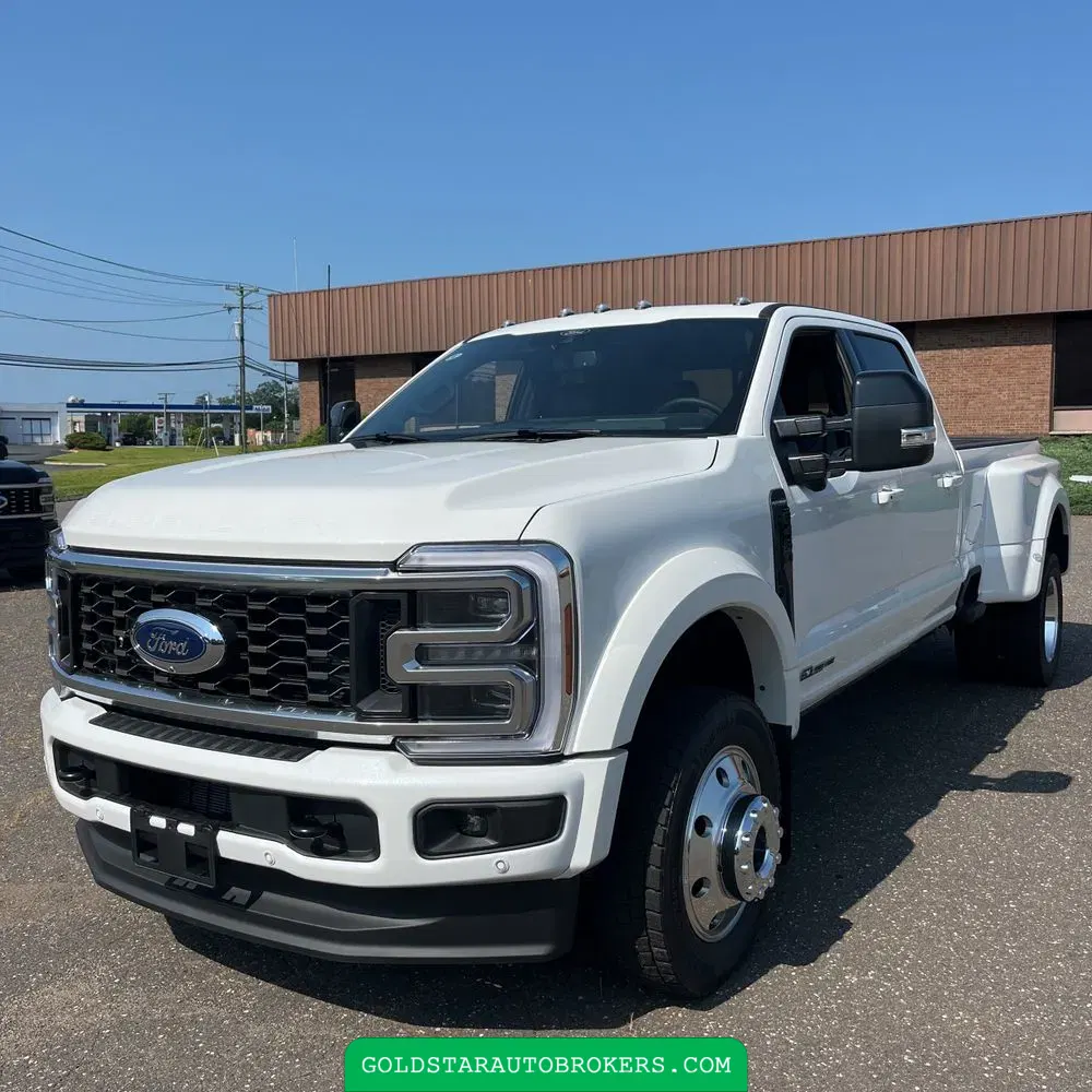 2025 Ford F-450 Super Duty Platinum