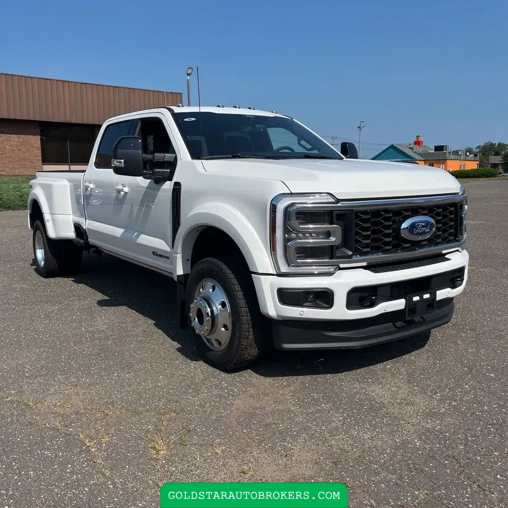 2025 Ford F-450 Super Duty Platinum