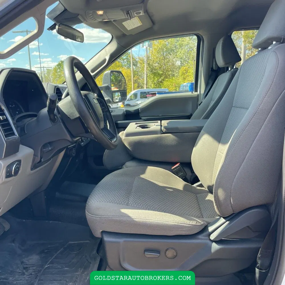 2022 Ford F-450 Super Duty XLT