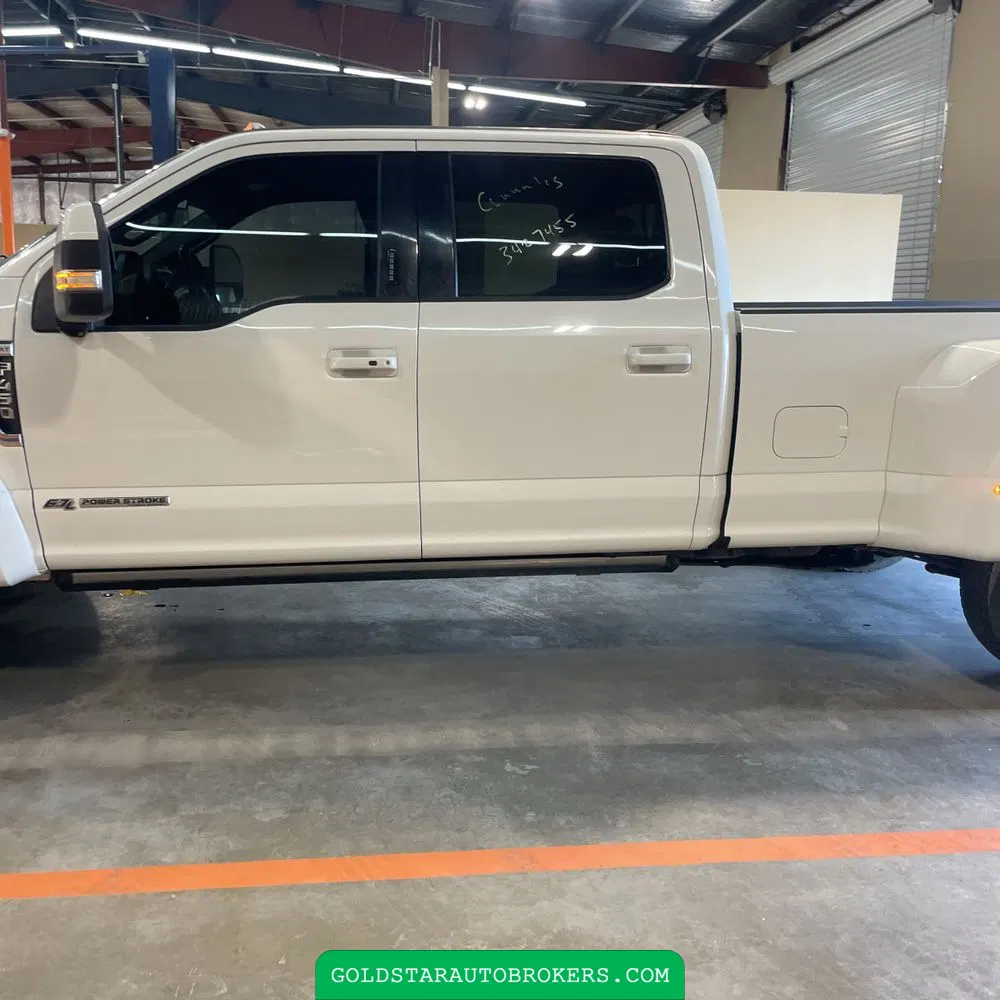2022 Ford F-450 Super Duty Lariat