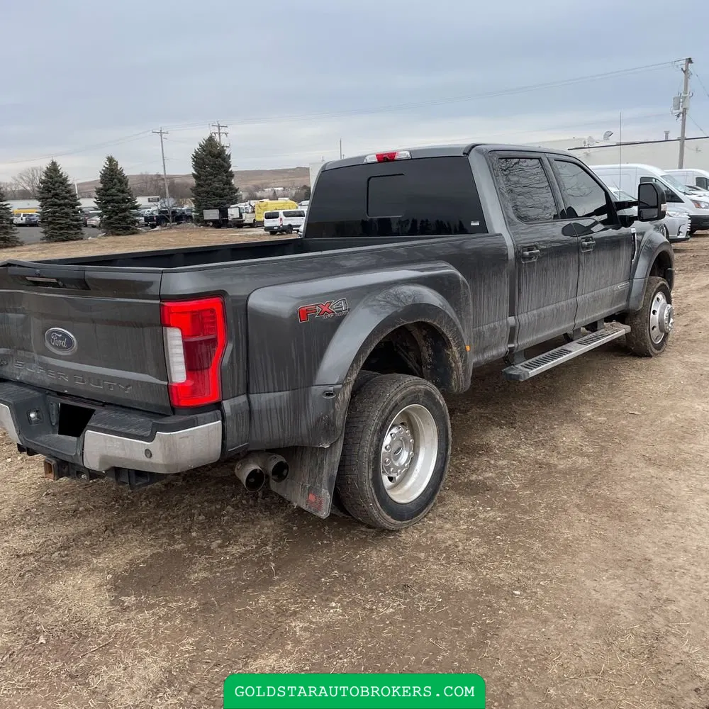 2019 Ford F-450 Super Duty Lariat