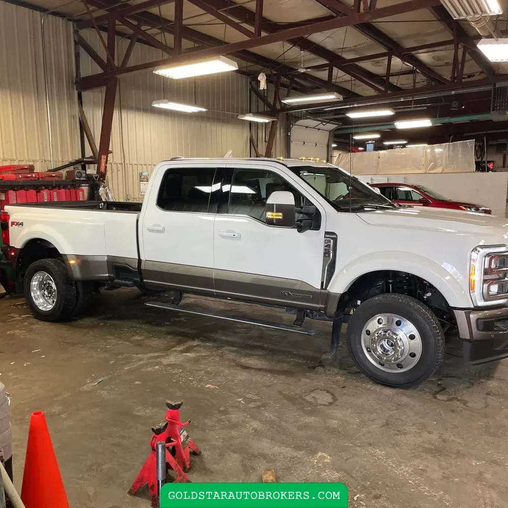 2023 Ford F-450 Super Duty King Ranch