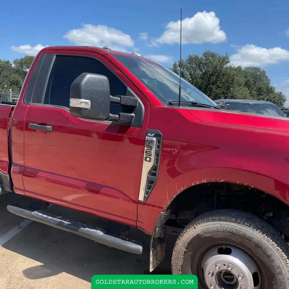 2025 Ford F-350 Super Duty XLT
