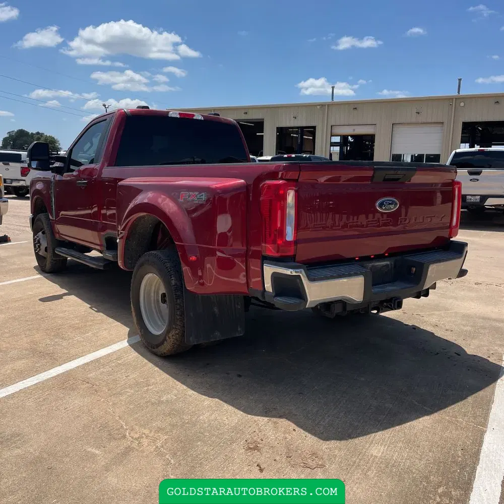 2025 Ford F-350 Super Duty XLT