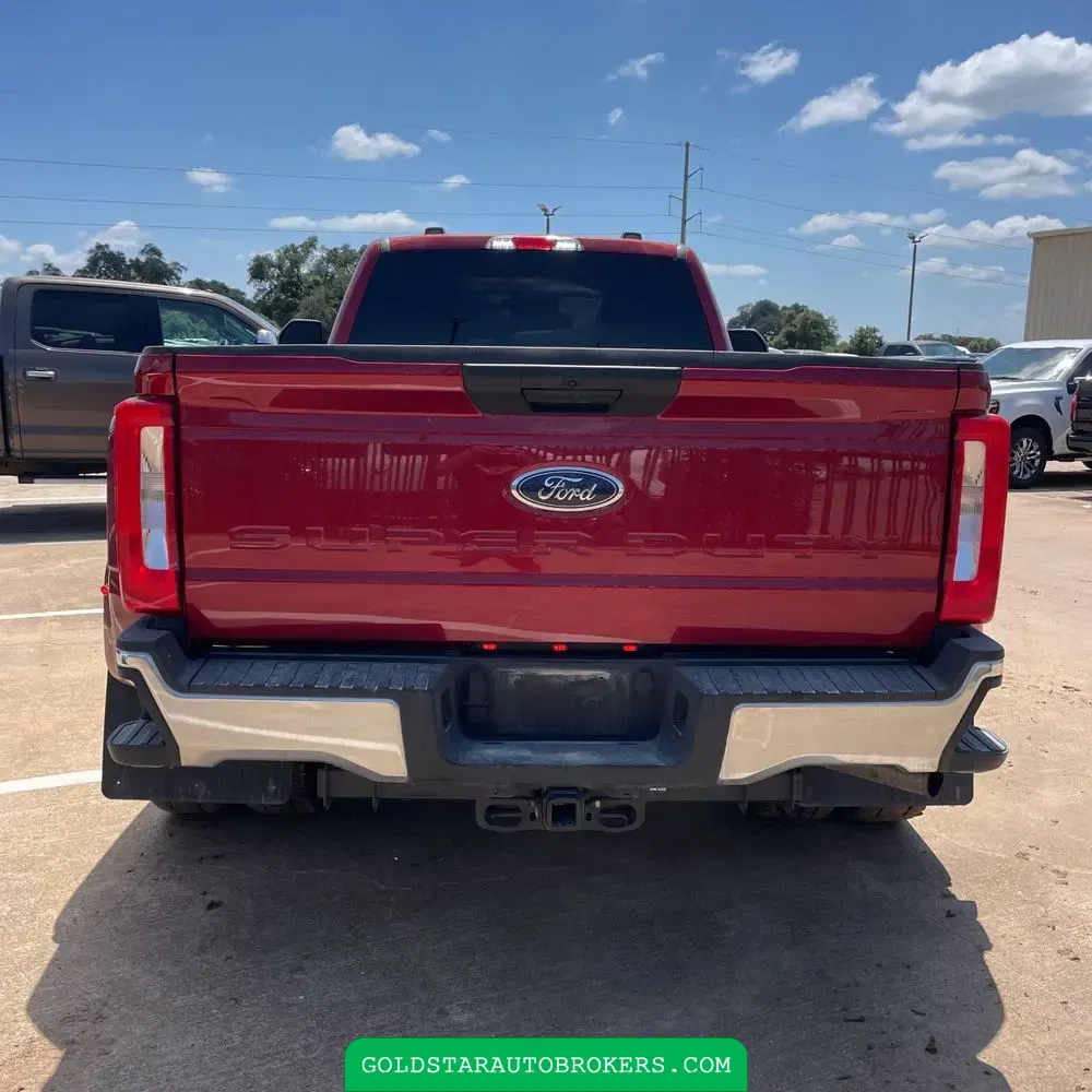 2025 Ford F-350 Super Duty XLT