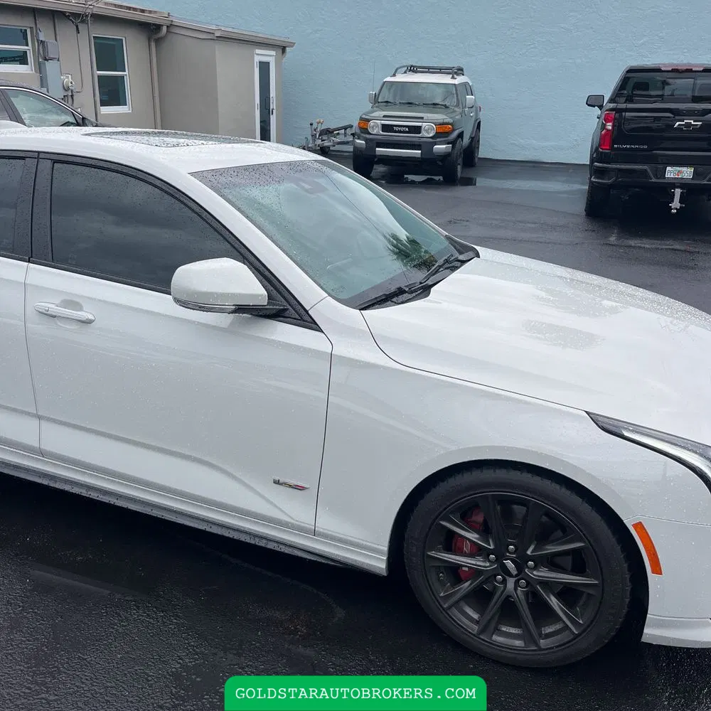 2022 Cadillac CT4-V Base