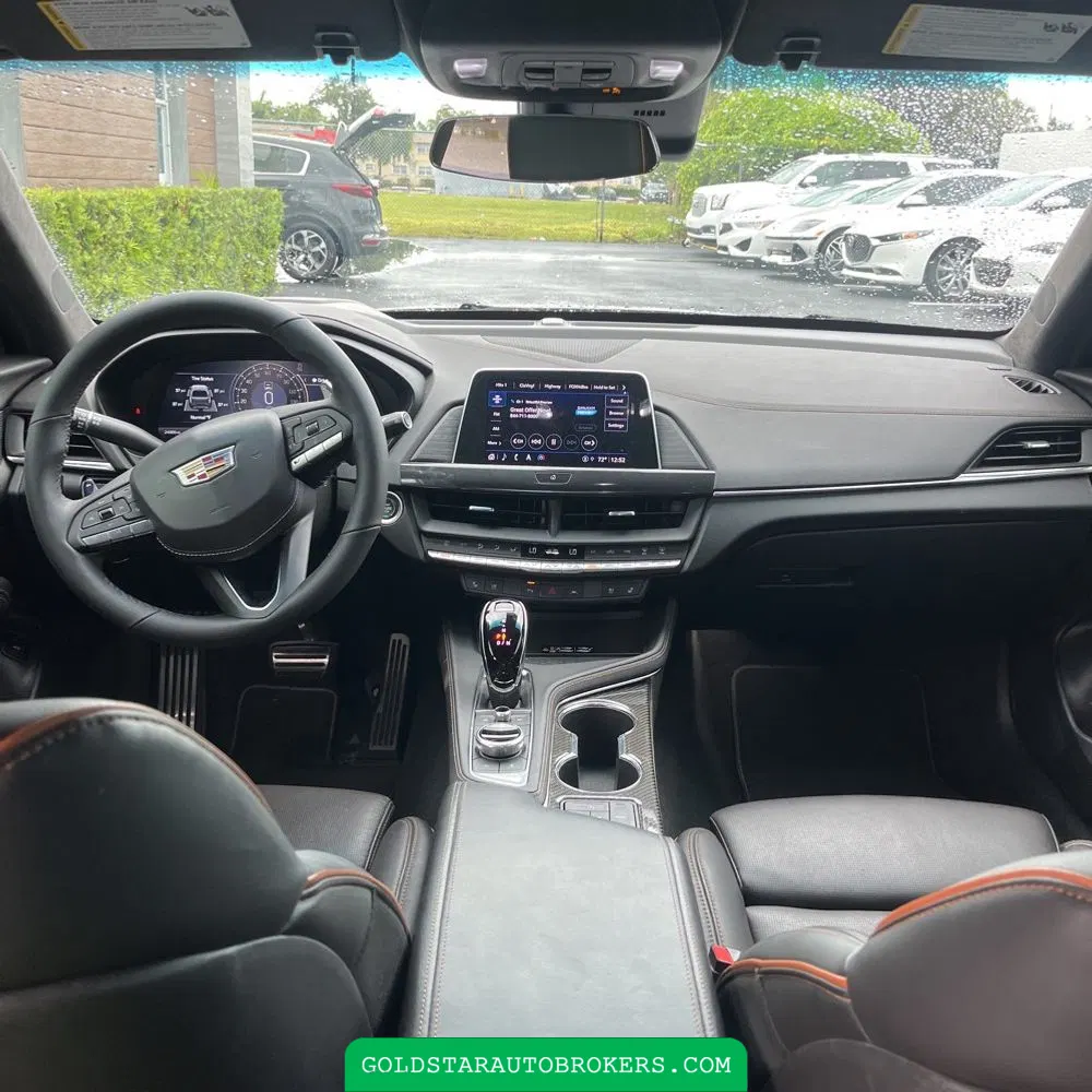 2022 Cadillac CT4-V Base