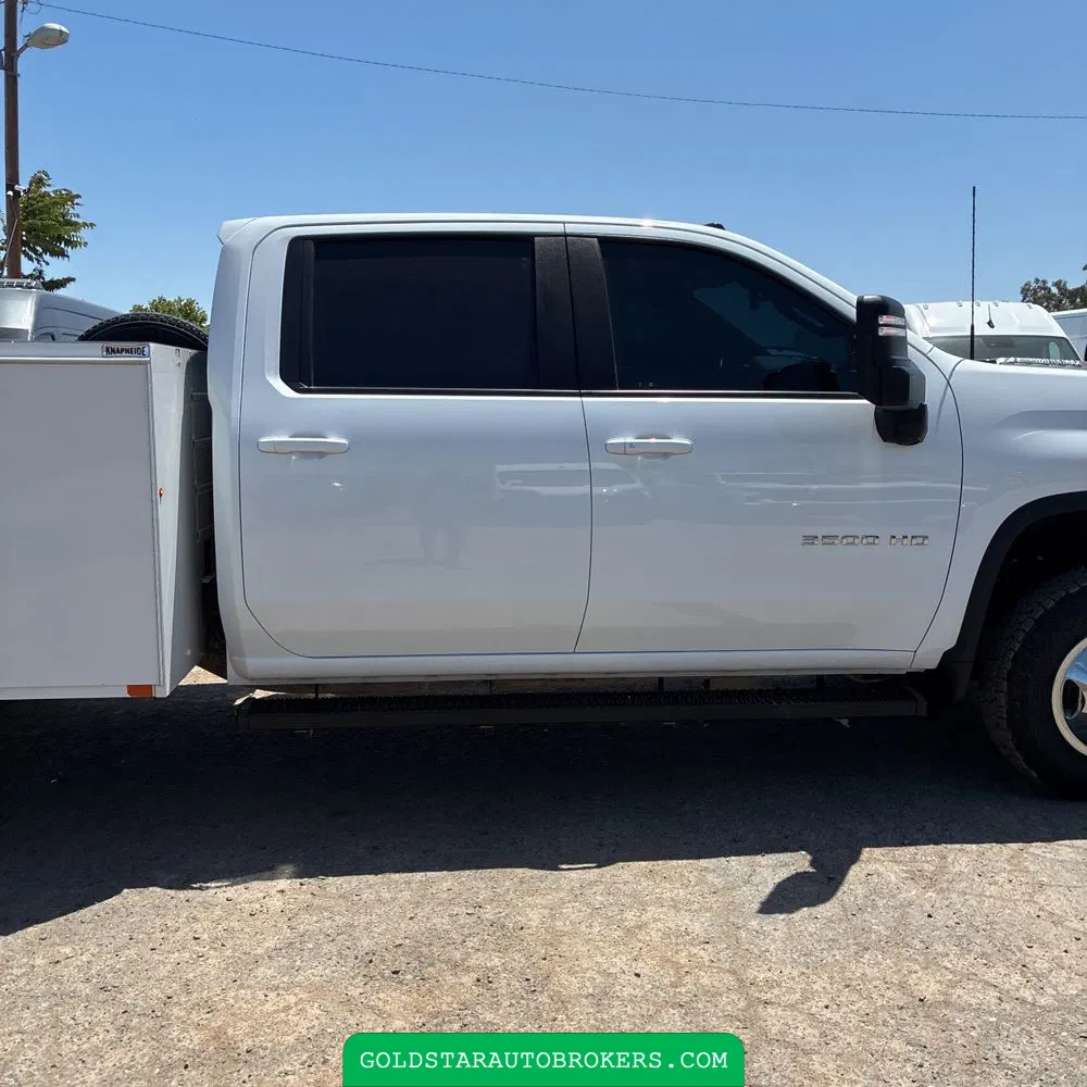 2024 Chevrolet Silverado 3500HD CC LT