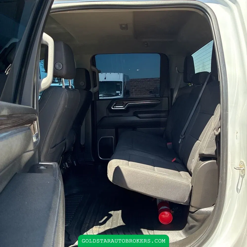2024 Chevrolet Silverado 3500HD CC LT