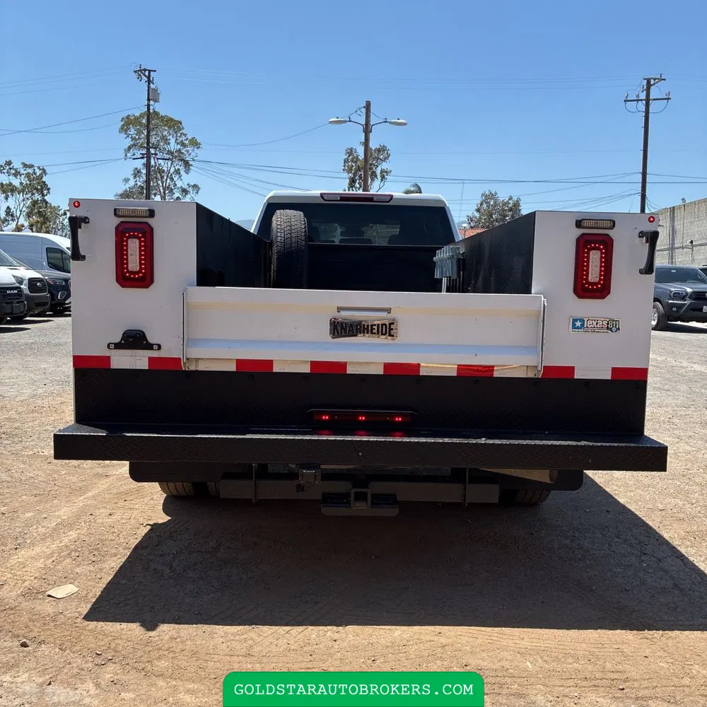 2024 Chevrolet Silverado 3500HD CC LT