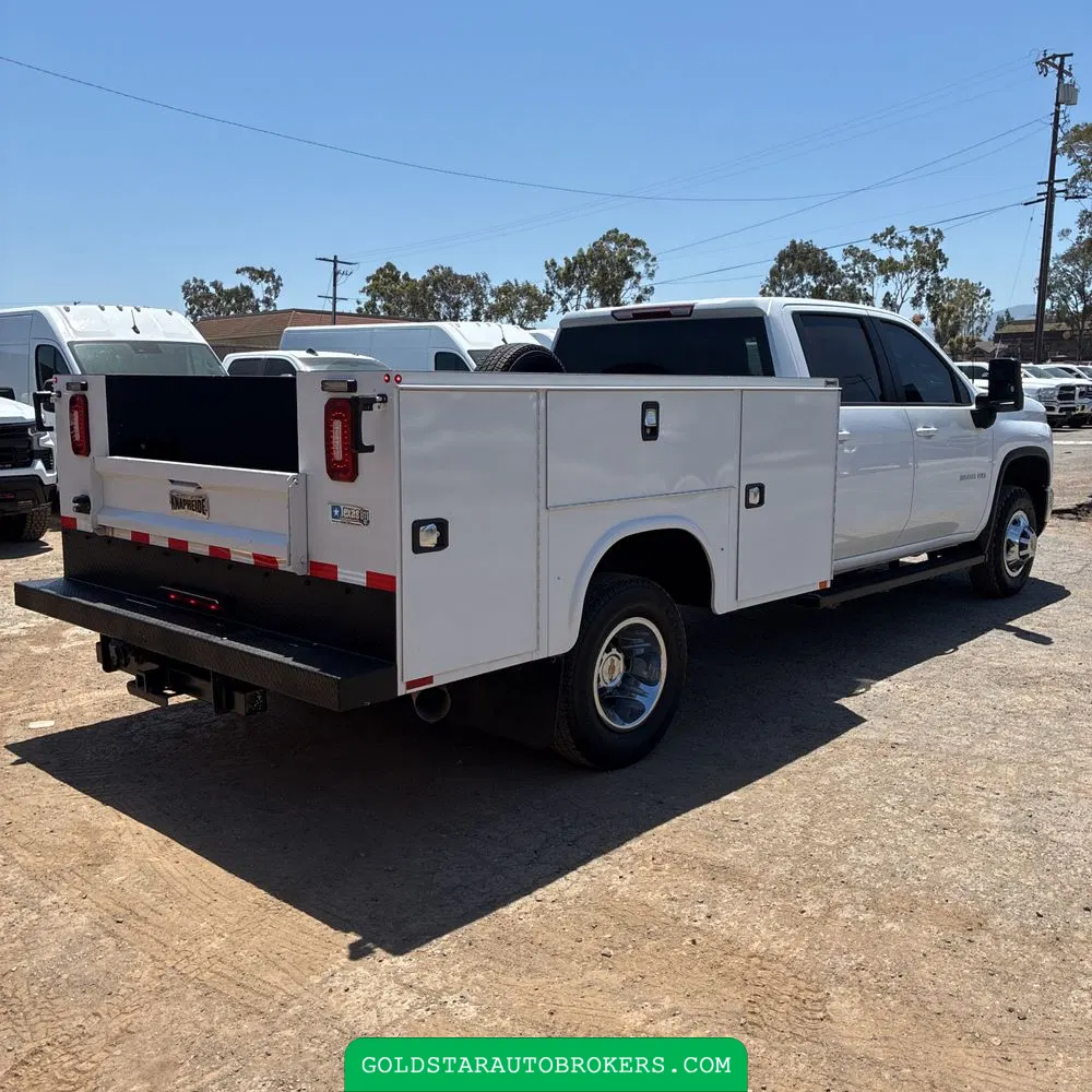 2024 Chevrolet Silverado 3500HD CC LT