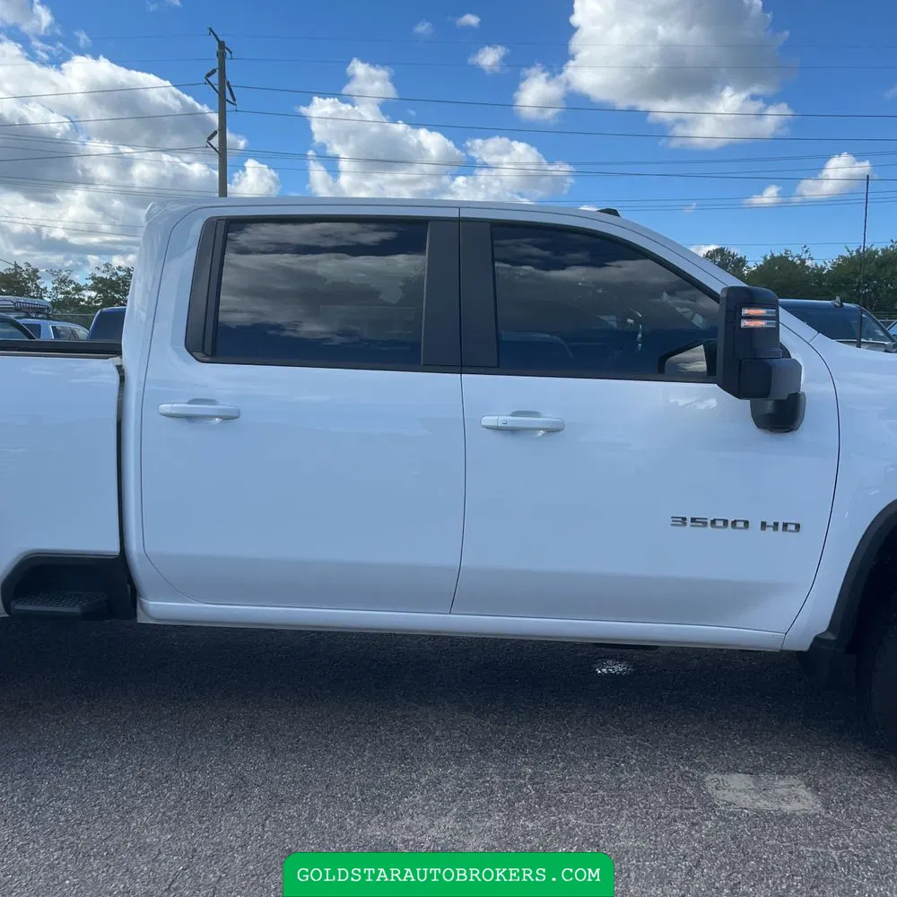 2024 Chevrolet Silverado 3500HD LT