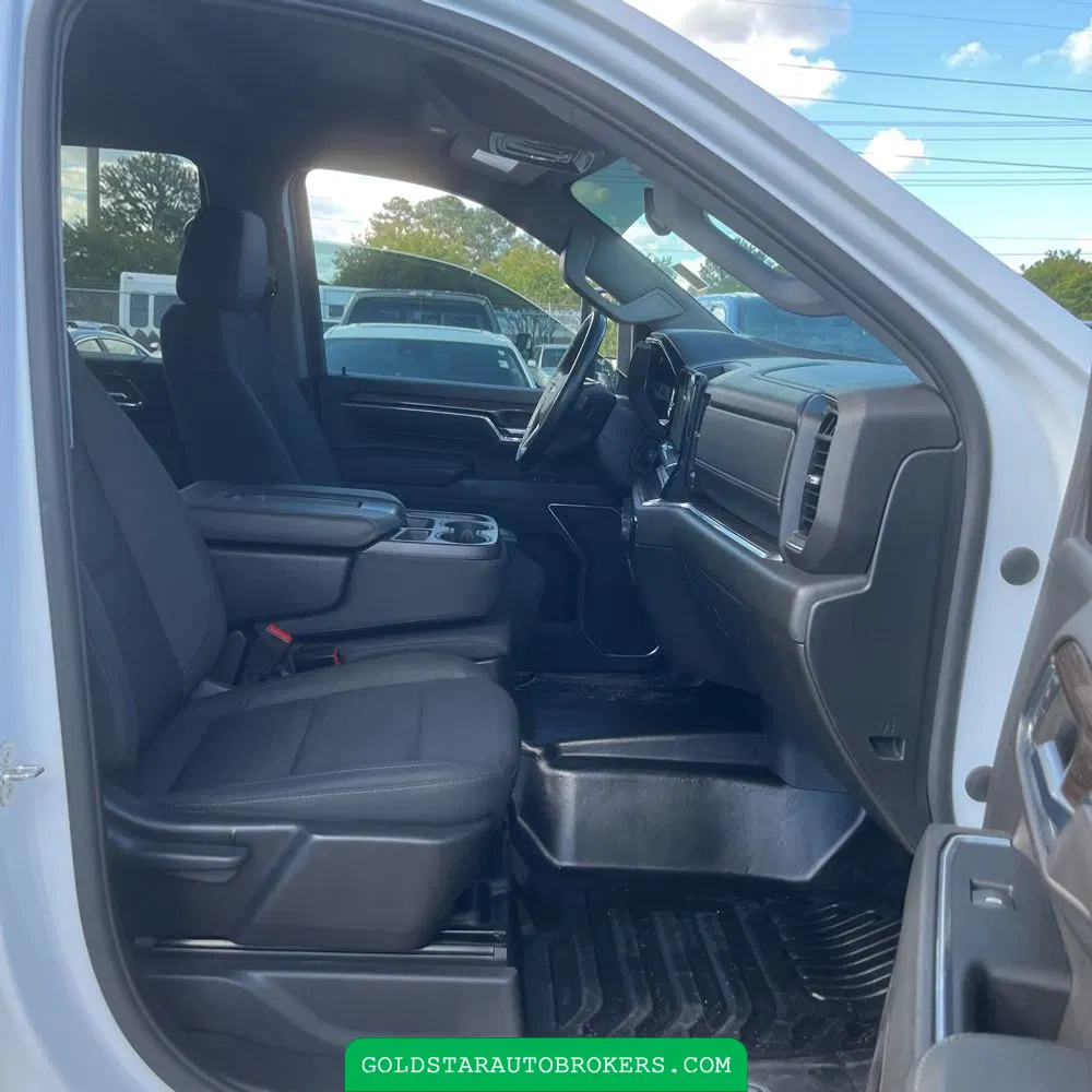 2024 Chevrolet Silverado 3500HD LT