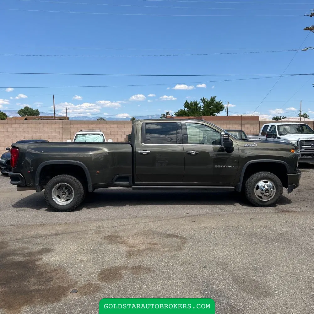 2023 Chevrolet Silverado 3500HD High Country