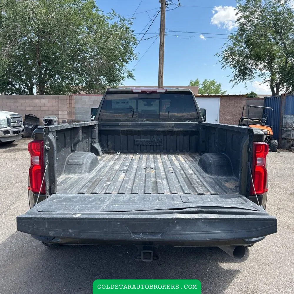 2023 Chevrolet Silverado 3500HD High Country