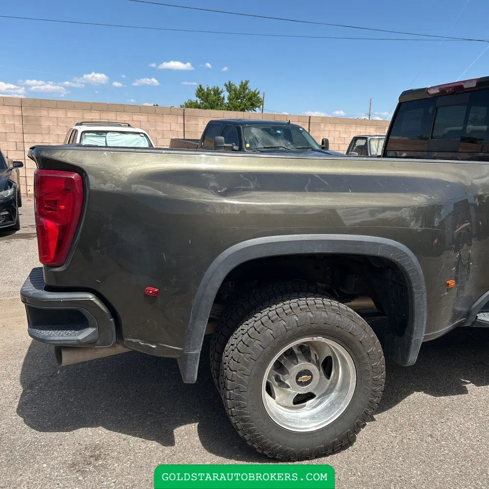 2023 Chevrolet Silverado 3500HD High Country